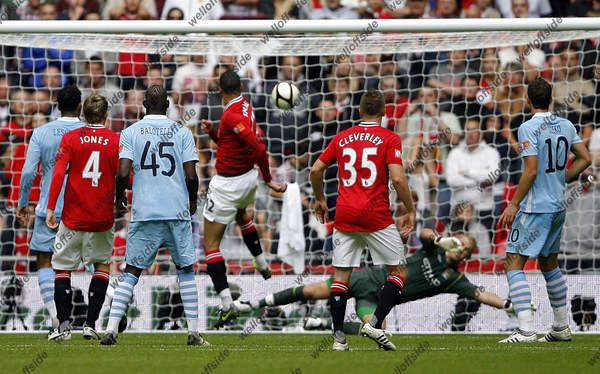 OFS_ManC-ManU_2011_09