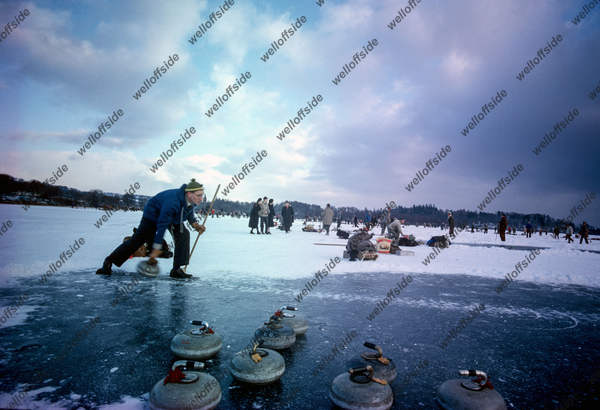 OFS_160163_curling_03