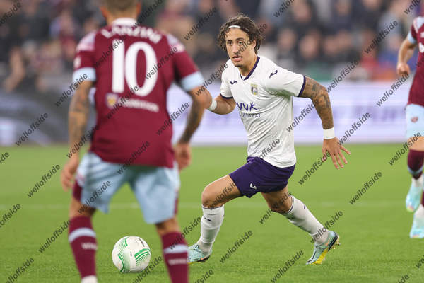OFS_131022_WHU_AND_543